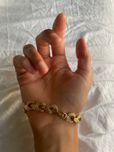 Load image into Gallery viewer, Gold Pulse Chain Bracelet
