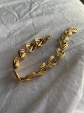 Load image into Gallery viewer, Gold Pulse Chain Bracelet
