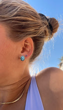 Load image into Gallery viewer, Côte d’Azur Stud Earrings
