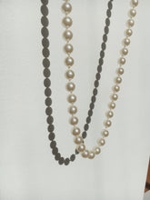 Load image into Gallery viewer, A Pearla Necklace
