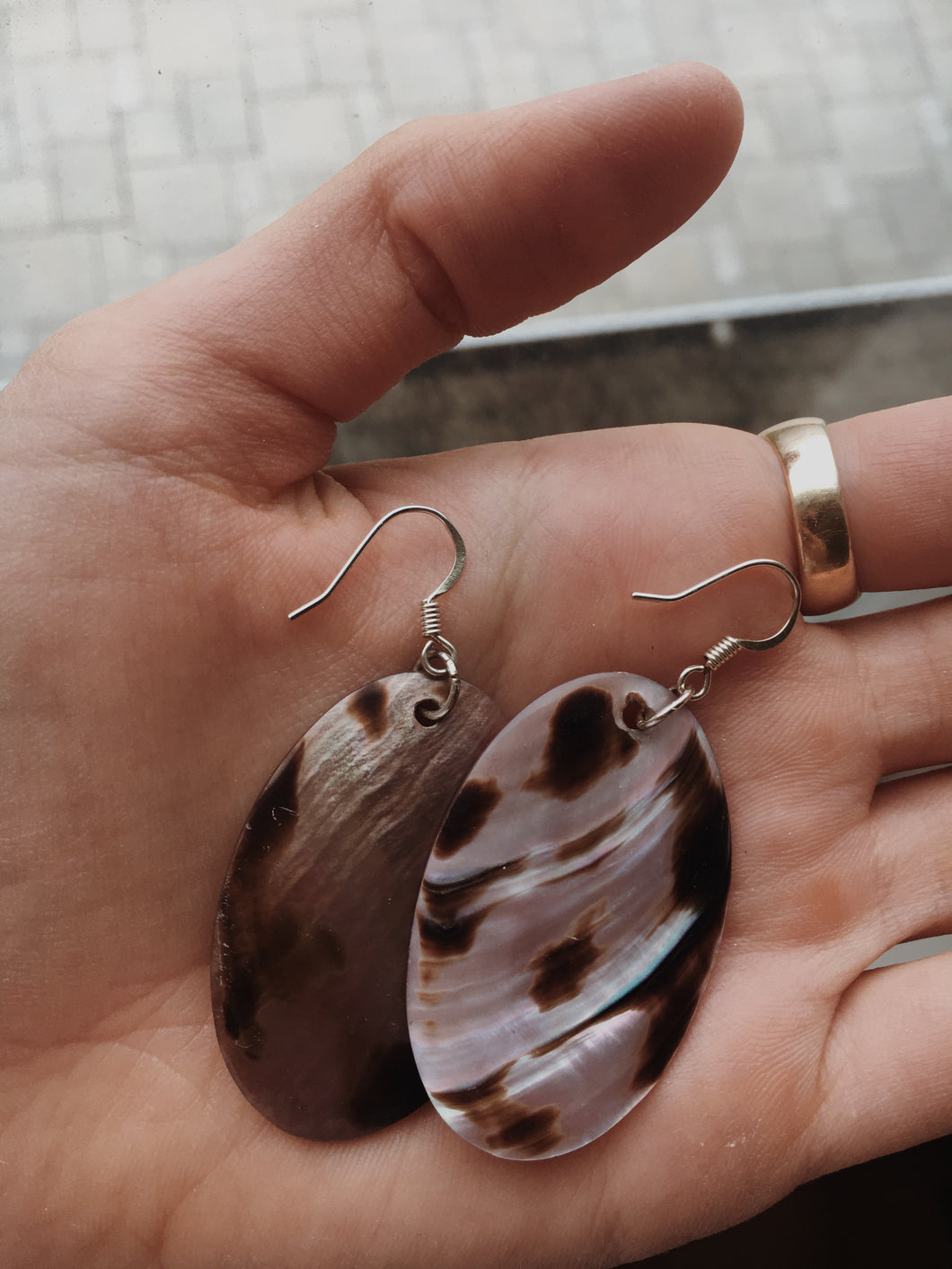 Shell Drop Earrings